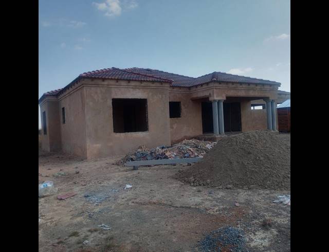 4 BEDROOM HOUSE FOR SALE IN HAAKDOORNBOOM